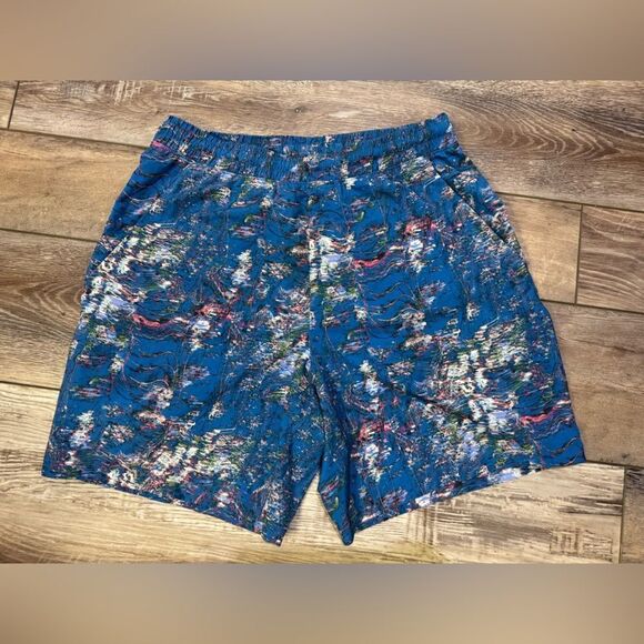 Lululemon Pace Breaker Short Linerless Classic Fit
Floral blue multi - Picture 3 of 7